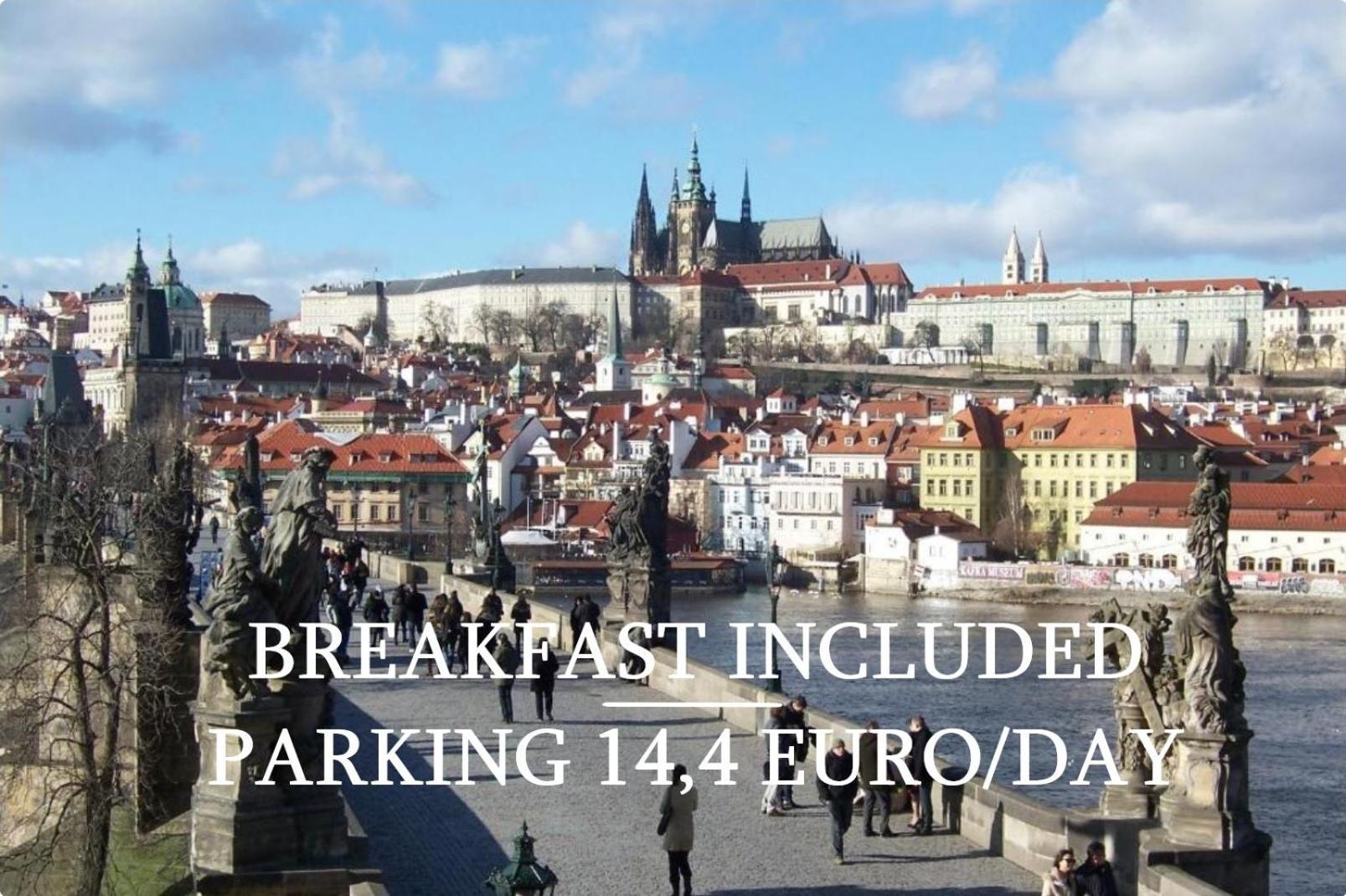 Near Lesser Town * Praga